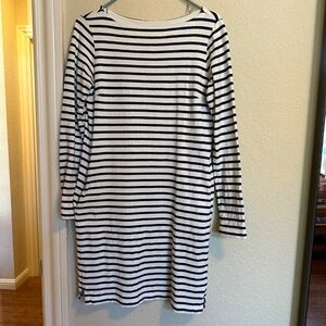 UNIQLO - striped boat neck shift dress - size small